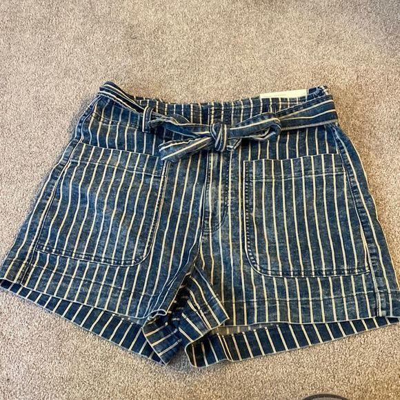 American Eagle Outfitters Pants - NWT American Eagle Highest Rise Shorts
